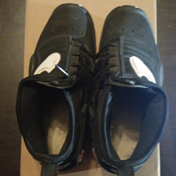 Nike Shake N' Destrukt Rare Black and White Sneakers SZ 6Y Womens SZ 7.5  EUC - Picture 6 of 10